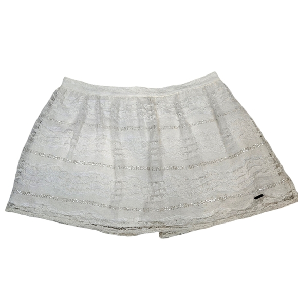 NWT Hollister Ivory Lace & Sequin Mini‎ Skirt Size Large Juniors V32 - Picture 9 of 10